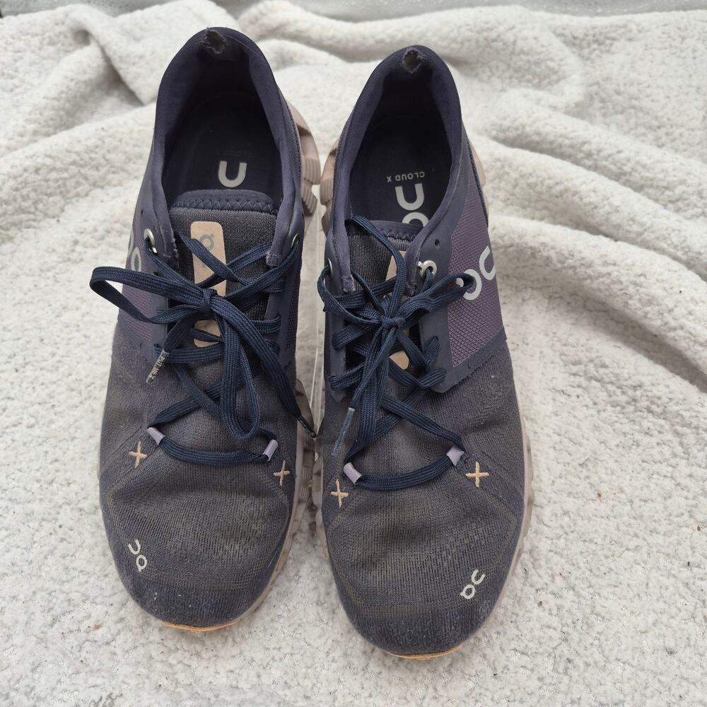 On Cloud X 3 running shoes iron Fade women's sneakers size 9